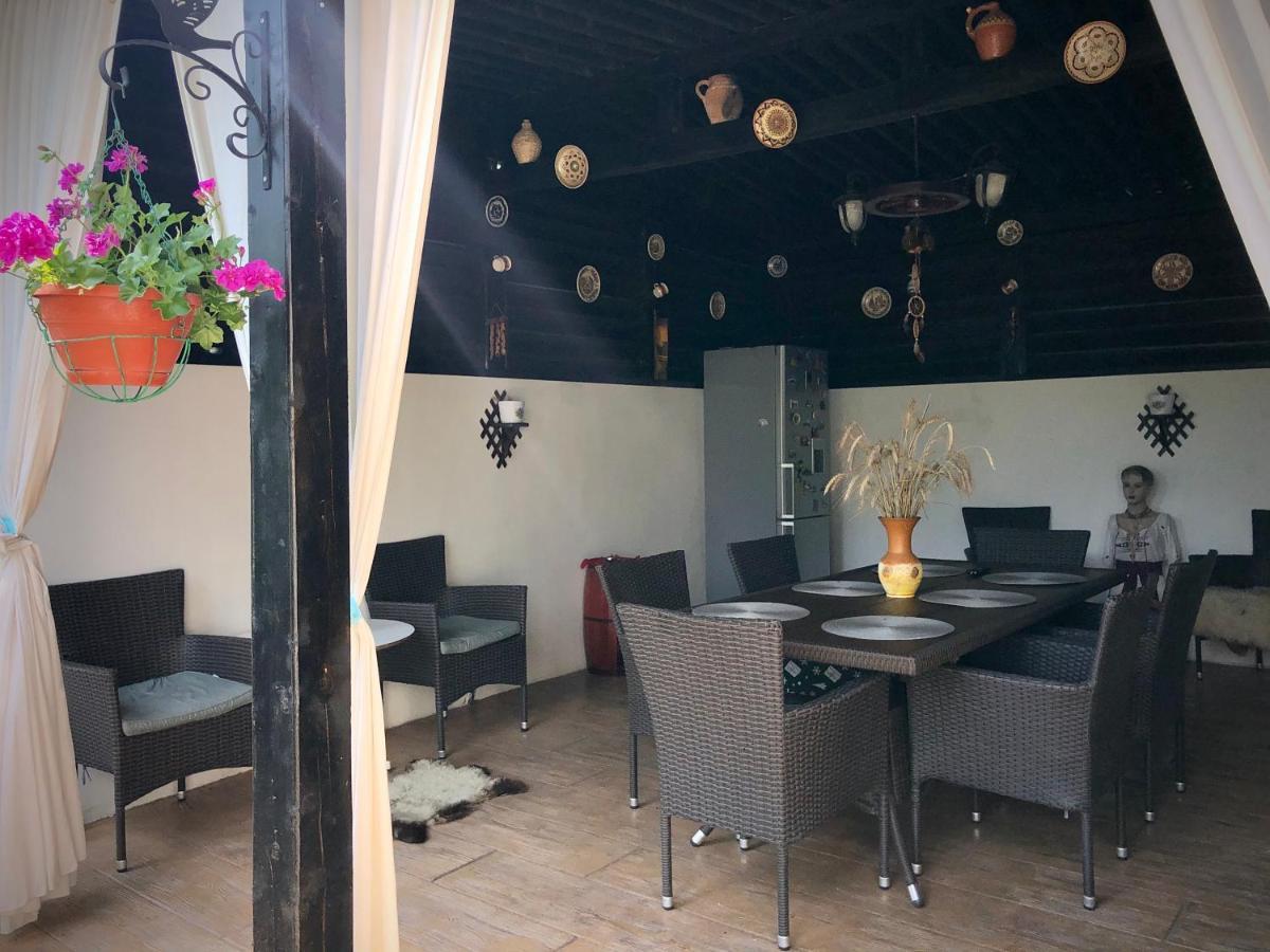 Casa Paunescu Milostea Ngoại thất bức ảnh